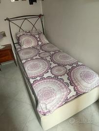 Letto singolo con cassettone