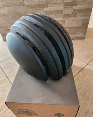 Casco Carrera Brooks