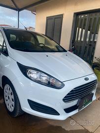 Ford Fiesta 1.2 60CV 5 porte Titanium