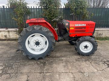 T23 Trattore Shibaura D28F diesel