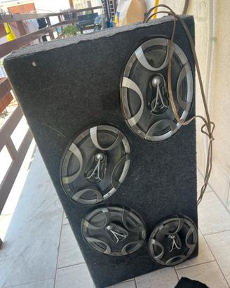 Cassa audio con 4 altoparlanti Hertz