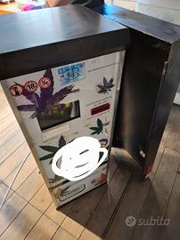 distributore automatico 10 slot da esterno