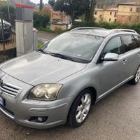 Toyota Avensis 2.0 D-4D Wagon Sol