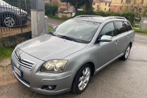 Toyota Avensis 2.0 D-4D Wagon Sol