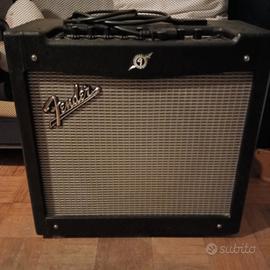 Fender Mustang 2 v2 