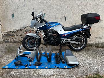 Kawasaki GPZ900R - prima serie 1984