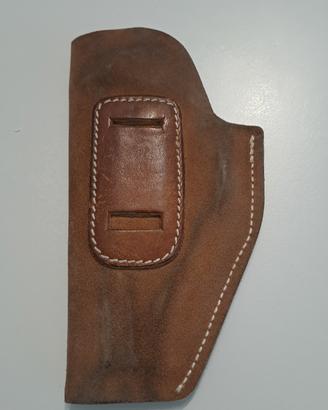 fondina interna per pistola in cuoio marrone