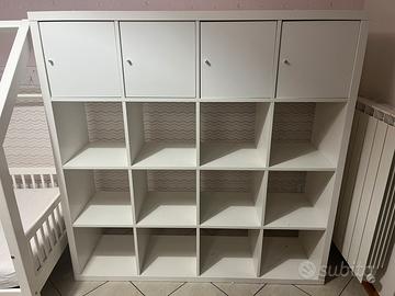 IKEA KALLAX 4x4 bianco 147x147 con 4 ante
