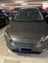 Auto Ford Focus 1500 Diesel Mod Titanium