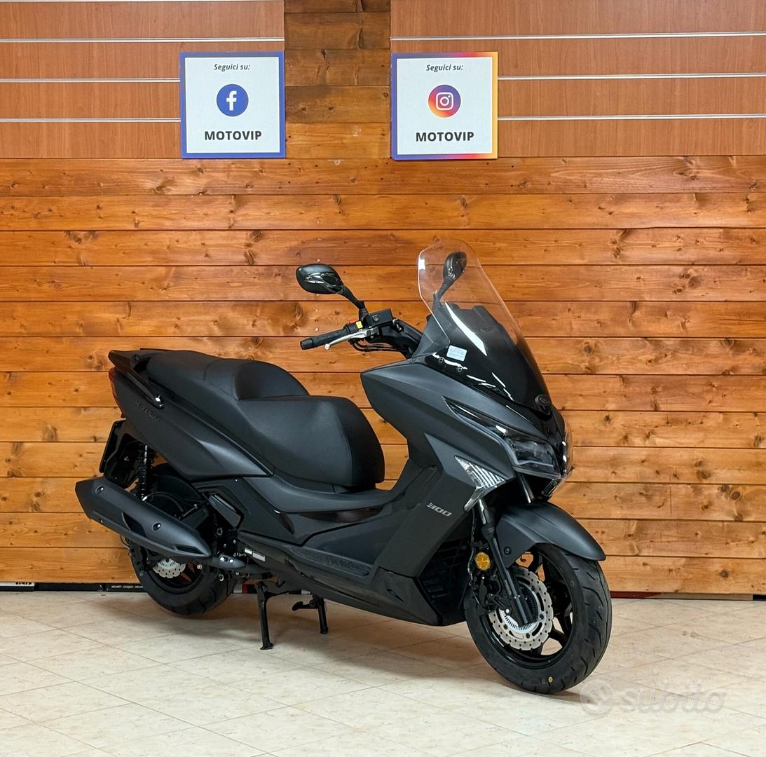 Motocicletta Kymco Xct 300i Usato Annuncio Moto Kymco Xciting 300i