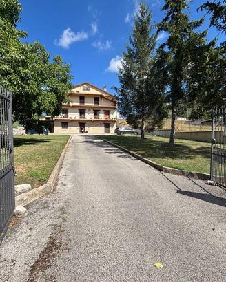 Appartamento di 180 m² con 4 locali a Leonessa