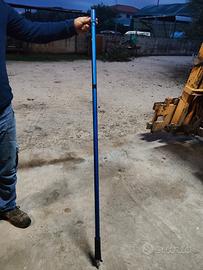 Asta per abbacchiatore pneumatici