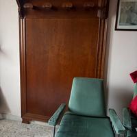 Appendiabiti da muro