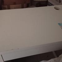 scrivanie Micke ikea