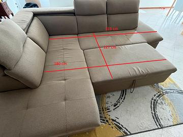 mobile soggiorno e divano