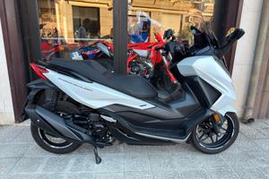 Honda Forza 350 (2024)
