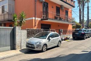 02 Appartamento vani 3 con terrazzo, ristrutturato