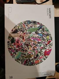 Wacom intuos pro 13"