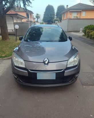 Renault Megane3 sport tour 