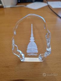 soprammobile con un'incisione laser Mole Antonelia