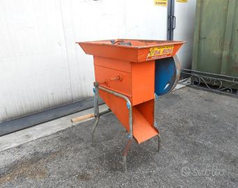 Spannocchiatrice da mais manuale