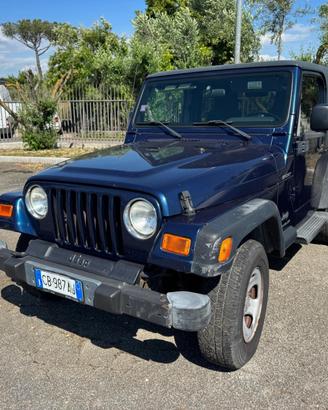 Jeep Wrangler Hard Top 2.4 Sport