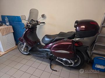 Piaggio Beverly 400