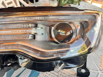 Fanale anteriore Jeep Grand Cherokee