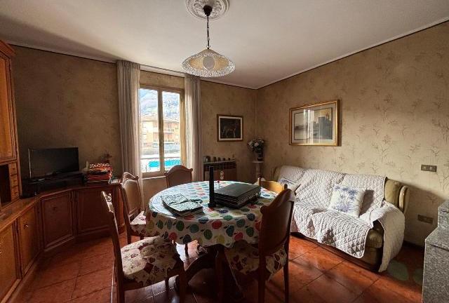 Trilocale al Secondo Piano in Casetta Senza Spese