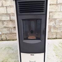 Stufa a pellet Cleo superior