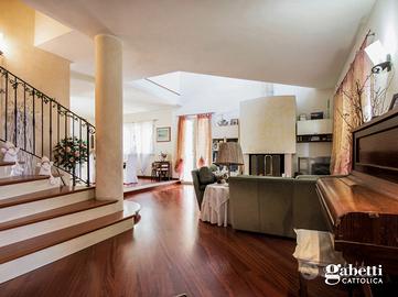 Villa o villino Cattolica [V155VRG]