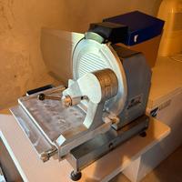 Affettatrice Universal Aghetto