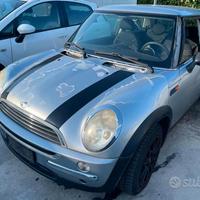 Ricambi usati per Mini Cooper 1.6 16V b 02 W10B16A