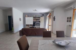 4 LOCALI A PELLEZZANO