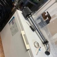Aspirazione sportiva per auto