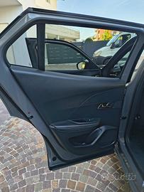 Peugeot 2008 restyling 2024  