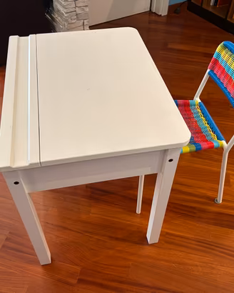 Banco e sedia bimbo Ikea