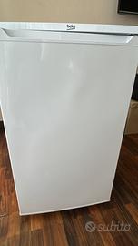 Congelatore verticale  BEKO