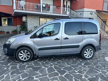 Peugeot Partner trasporto Disabili