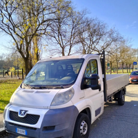 Camion PEUGEOUT BOXER