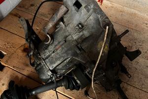 Uno Turbo i.e. cambio semiasse