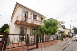 Villa di 124 m² con 4 locali a Montegrotto Terme
