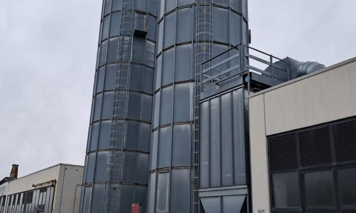 Impianto di aspirazione, filtro a maniche