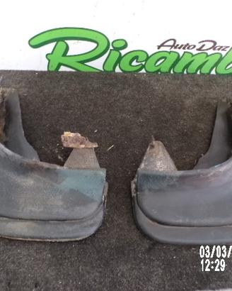 PARASPRUZZI ANTERIORI PER FIAT PANDA 141 2001