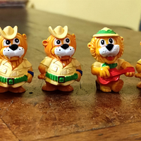 Lotto 8 leoni Sorprese Kinder Vintage