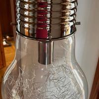 Lampadario a forma di lampadina