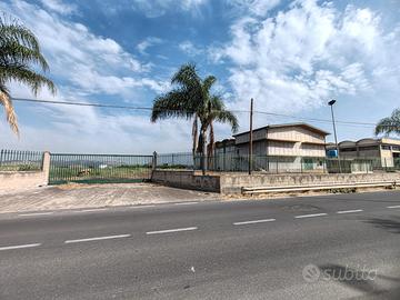 Capannone industriale a Paternò