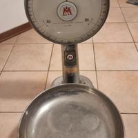 Bilancia  ad ago Italiana Macchi