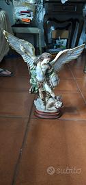 statua di San Michele 