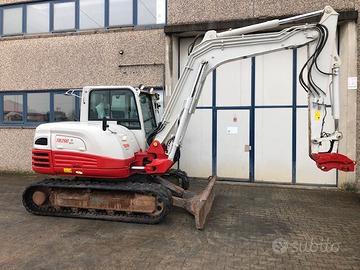 Miniescavatore TAKEUCHI TB 290